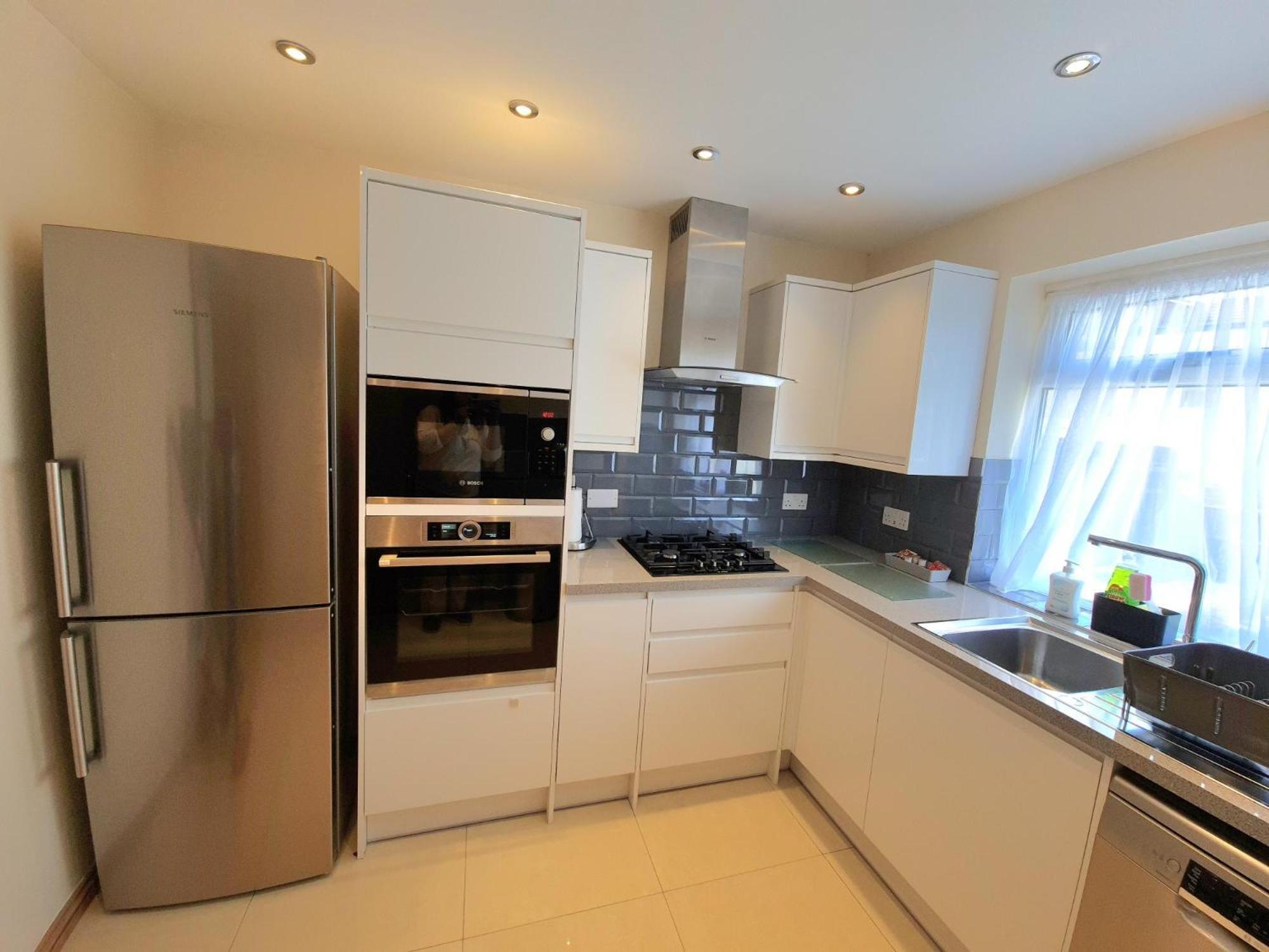 London Luxury 2 Bedroom Flat Sleeps 8 Free Parking East Barnet Exterior foto
